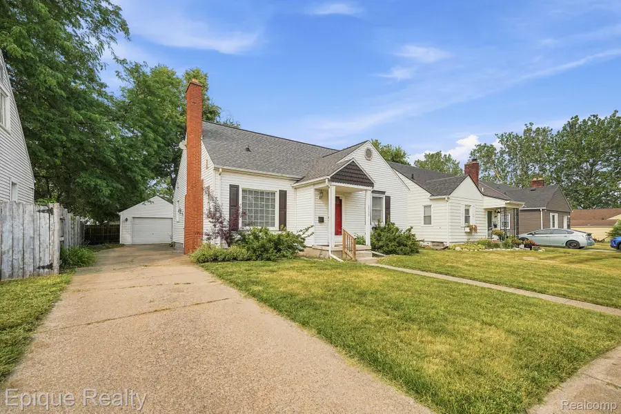 2015 Gold Avenue, Flint, MI 48503 - #2