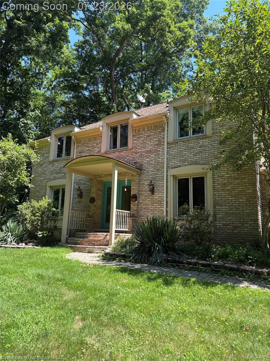4100 Stockemer, White Lake, MI 48383 - #2