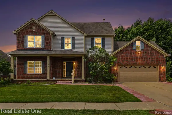 2106 Cattail Circle, RochesterHills, MI 48309
