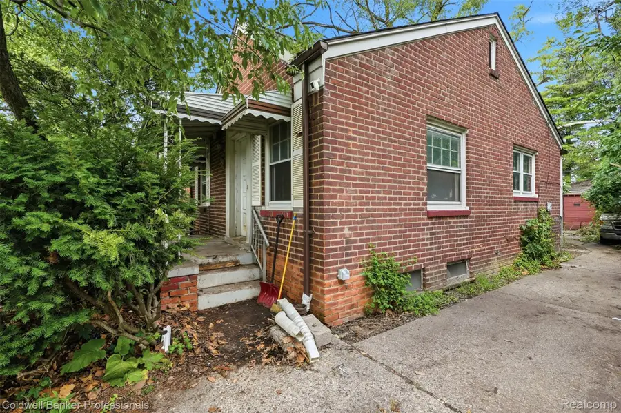 18262 Lindsay Street, Detroit, MI 48235 - #2