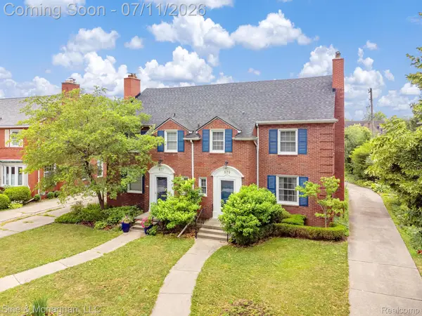 679 Neff Road, GrossePointe, MI 48230