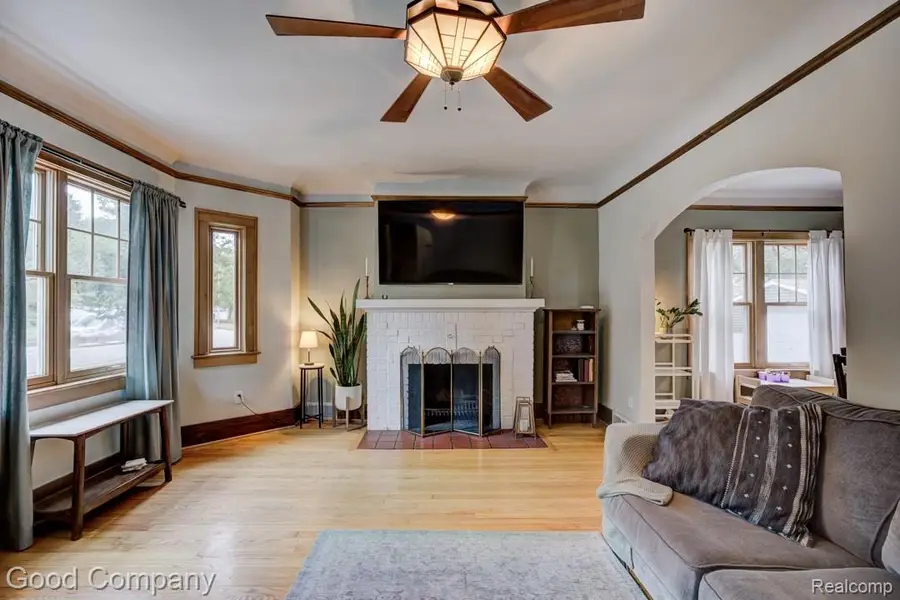 1526 W 12 Mile Road, Royal Oak, MI 48073 - #2