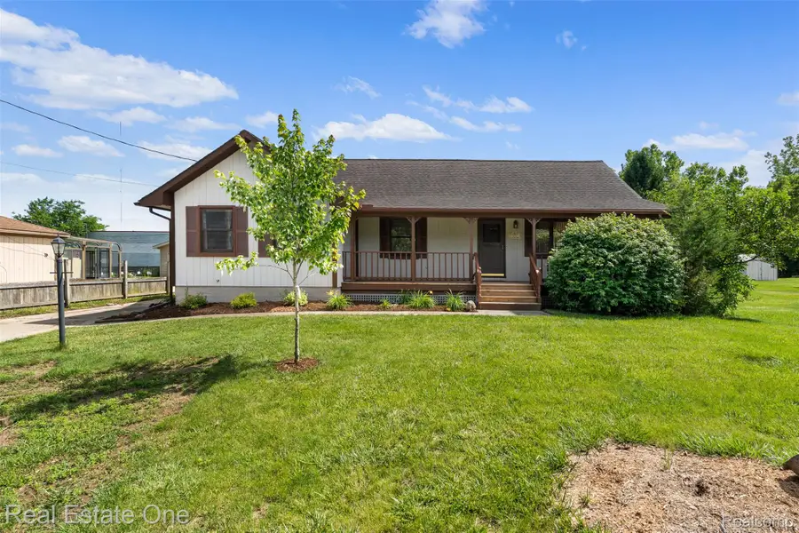 20920 Mckishnie Street, Clinton Township, MI 48035 - #2