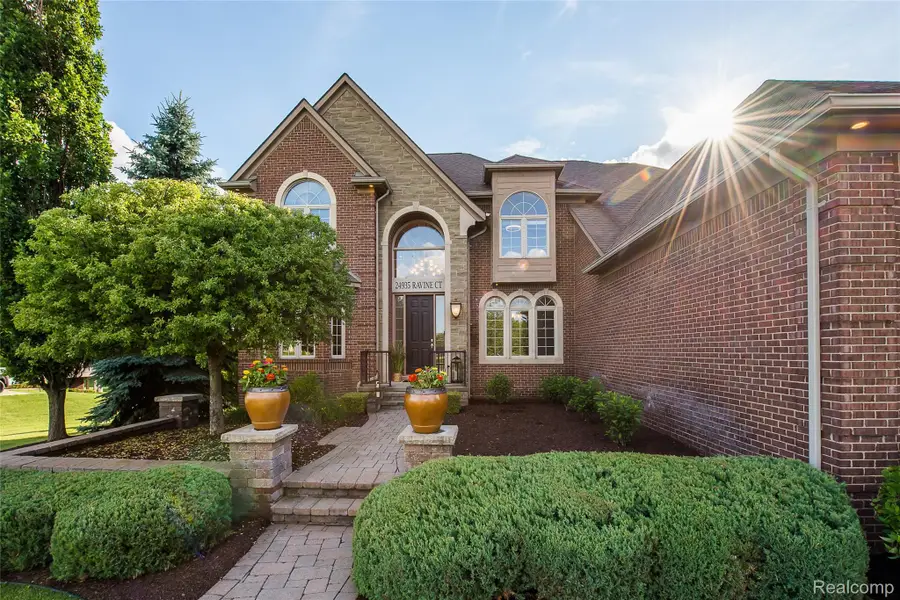 24935 Ravine Drive, Lyon, MI 48178 - #3