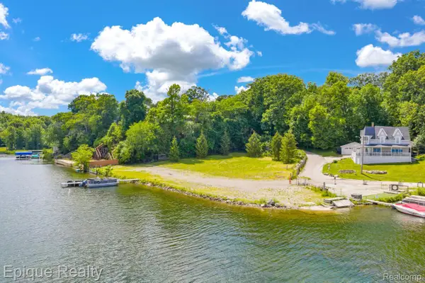 4058 Hunt Road, Lapeer, MI 48446