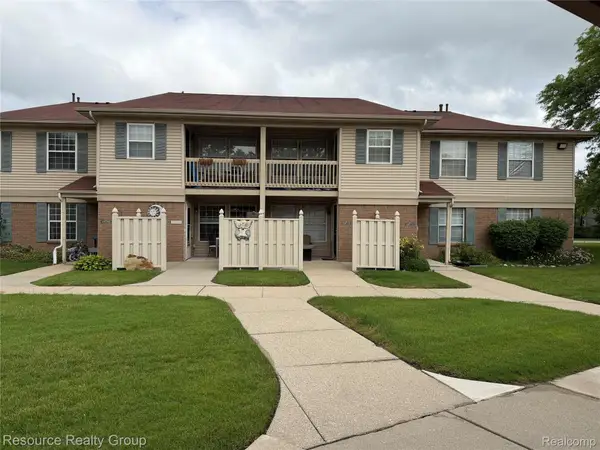 19168 Northridge Drive, Northville, MI 48167
