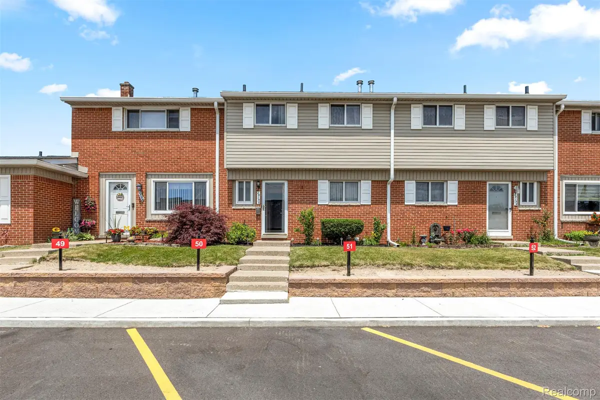 29156 Manchester Street, Westland, MI 48185 - #1