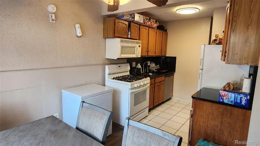 15684 Dupage Boulevard, Taylor, MI 48180 - #3