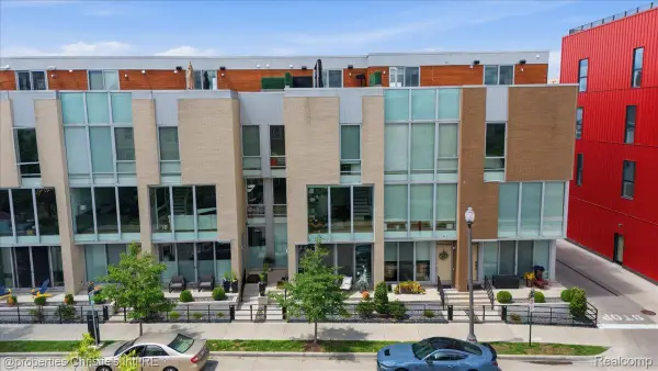 2813 Brush Street, Detroit, MI 48201