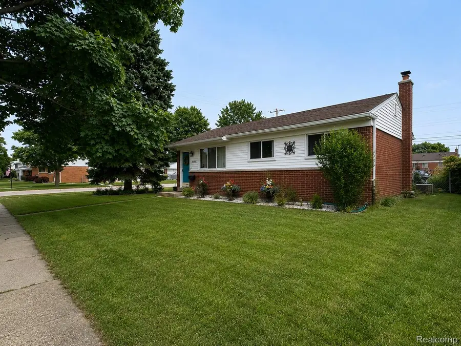33564 Vista Way Way, Fraser, MI 48026 - #2