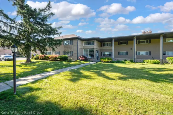 2309 Walton Boulevard #36, RochesterHills, MI 48309