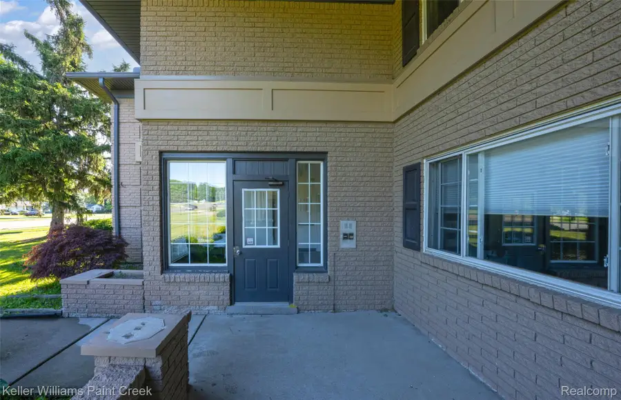 2309 Walton Boulevard #36, Rochester Hills, MI 48309 - #3