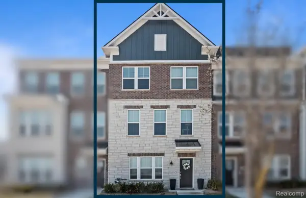 25560 Tolstoy Trail, Novi, MI 48375
