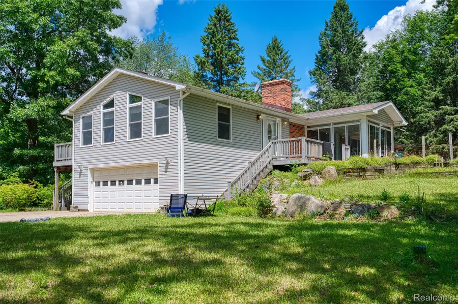 4200 Angels Pass, Pinckney, MI 48169 - #3