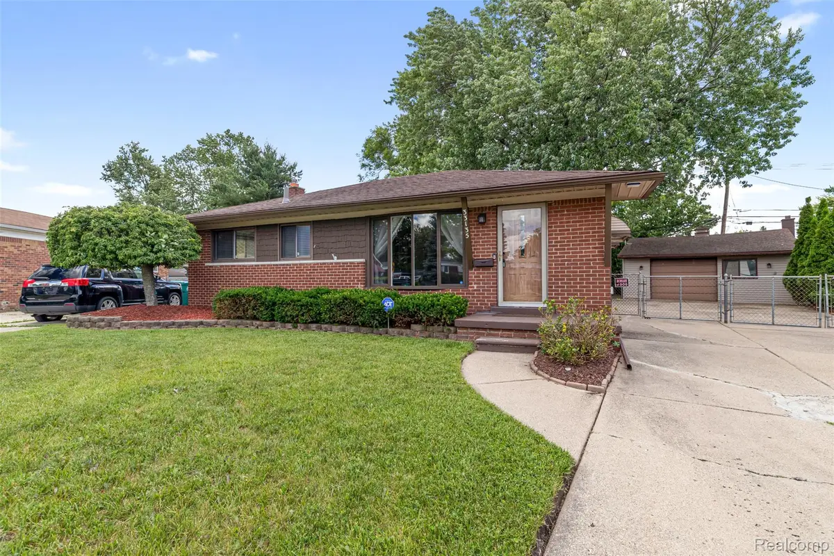 33135 Alvin Street, Garden City, MI 48135 - #1