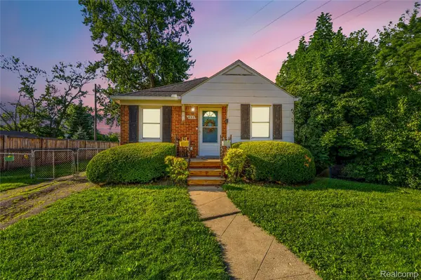 853 Wordsworth Street, Ferndale, MI 48220