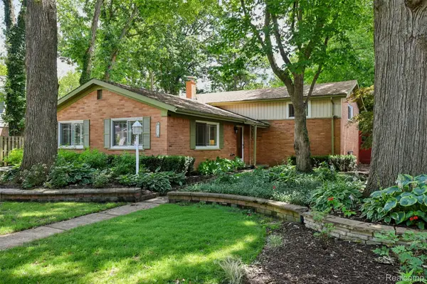 1313 Beech Street, Plymouth, MI 48170