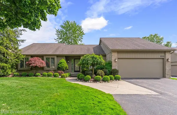 5725 Ridgewood Road, WestBloomfield, MI 48322