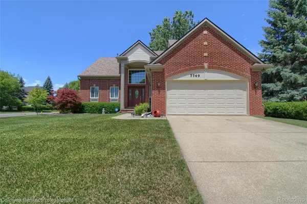 7749 Dover Drive, Ypsilanti, MI 48197
