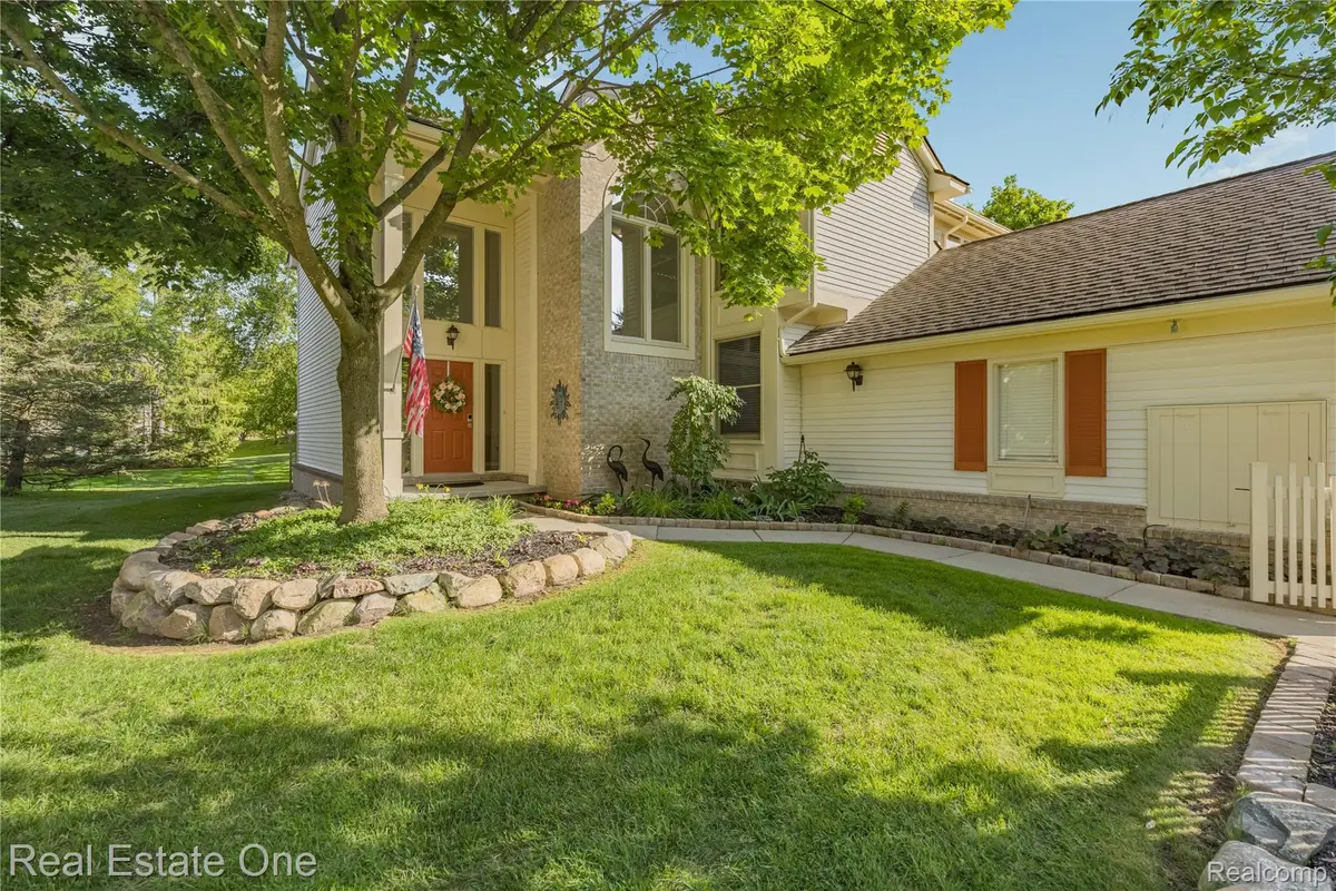 7105 Winding Brook Court, West Bloomfield, MI 48322 - #1