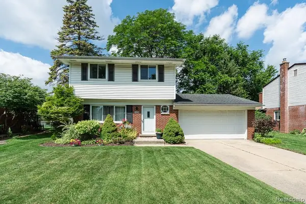 11678 Monsbrook Court, SterlingHeights, MI 48312