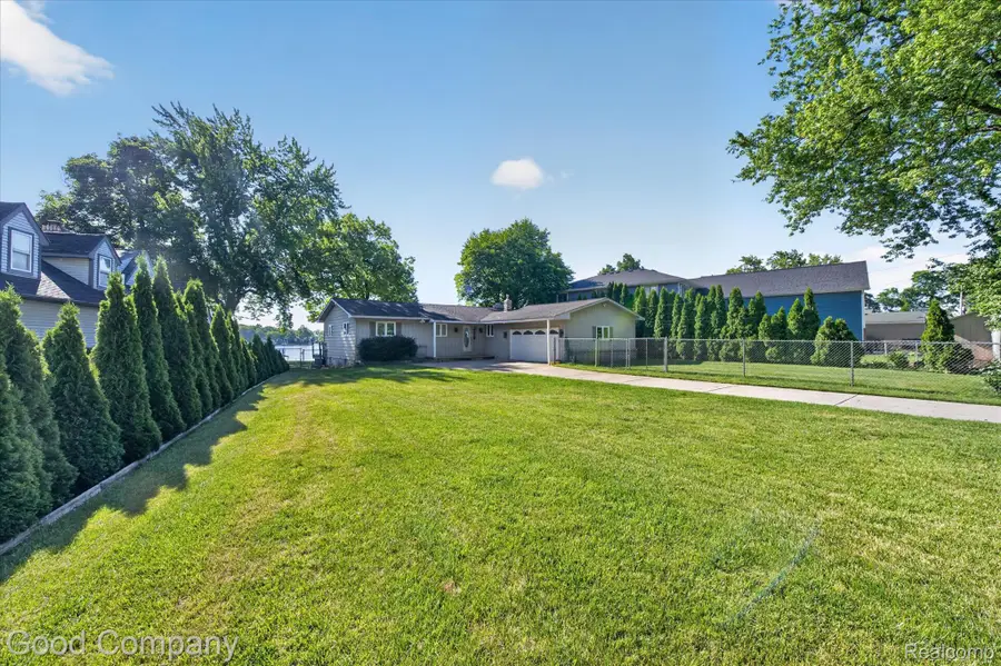 3161 Jackson Boulevard, Highland, MI 48356 - #2