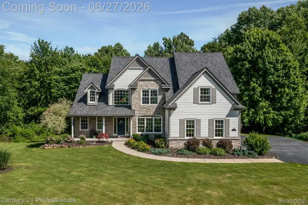 8928 Wild Iris Court, Davisburg, MI 48350