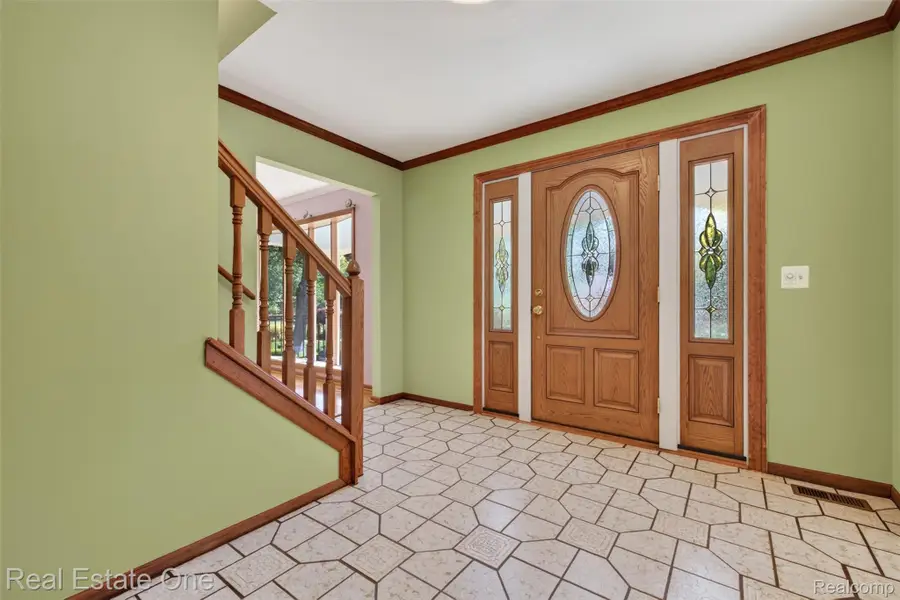 417 Eckford Circle, Troy, MI 48085 - #2