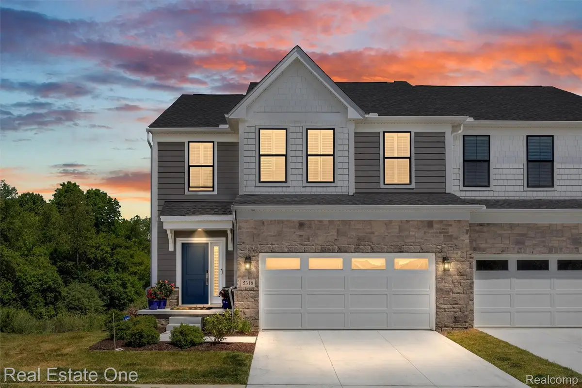 5318 Trail Vista Drive, West Bloomfield, MI 48323 - #1