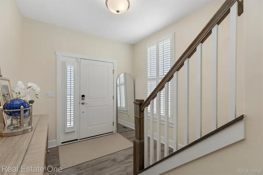 5318 Trail Vista Drive, West Bloomfield, MI 48323 - #3