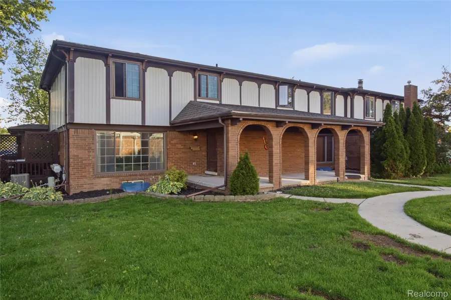 11606 Meadow Lane Drive, Warren, MI 48093 - #2