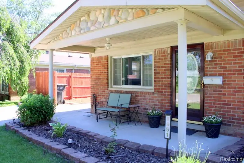 8951 Stevens Street, Taylor, MI 48180 - #2