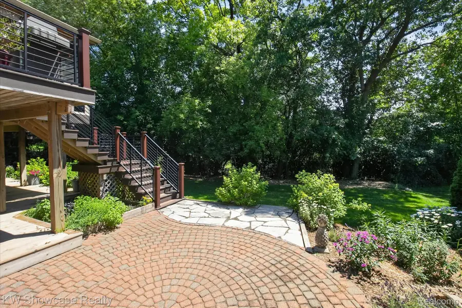 8265 Eastway Drive, White Lake, MI 48386 - #2
