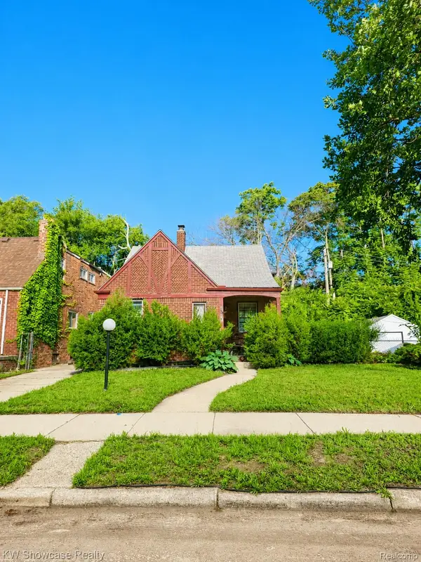 16577 Lesure Street, Detroit, MI 48235