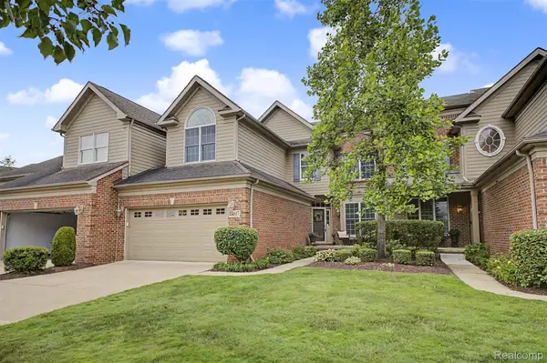 44617 Broadmoor Circle N, Northville, MI 48168