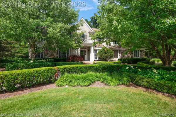 937 Mitchell Court, BloomfieldHills, MI 48304