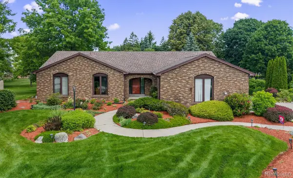 3436 Wedgewood Drive, RochesterHills, MI 48306