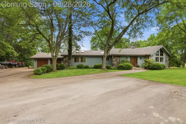 8475 Knox Road, Clarkston, MI 48348