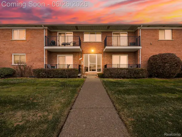 32125 Beaconsfield Street #44, Roseville, MI 48066