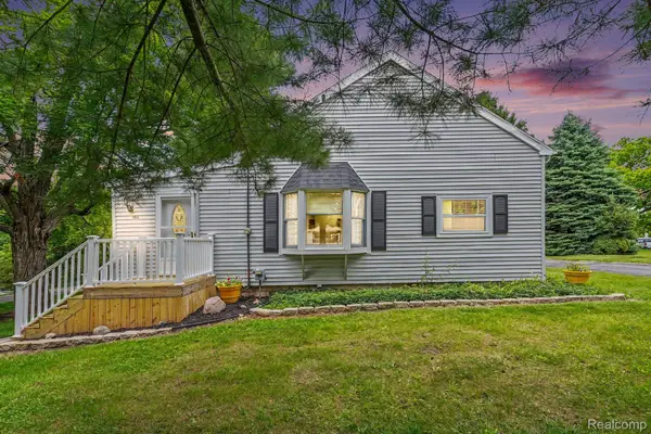1014 Pearl Street, Lansing, MI 48906