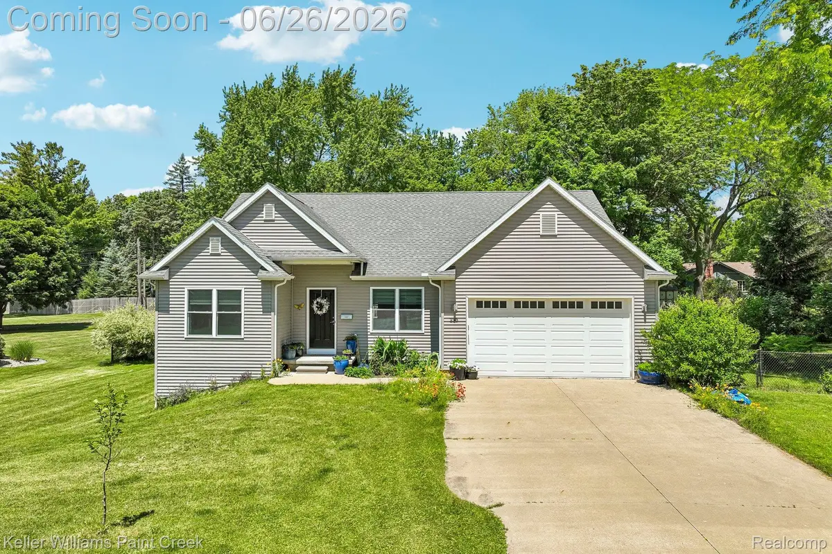 225 E Caledonia Street, Howell, MI 48843 - #1
