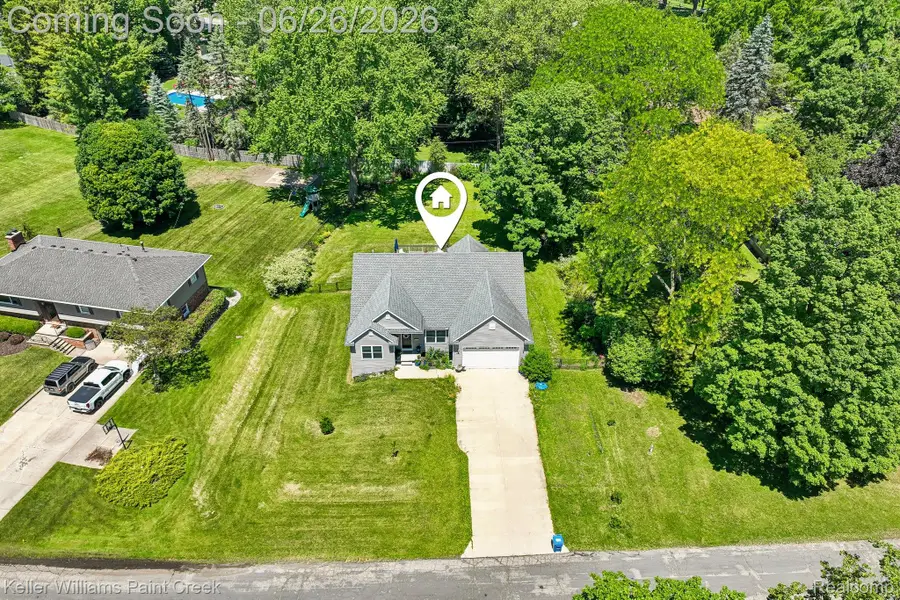 225 E Caledonia Street, Howell, MI 48843 - #2
