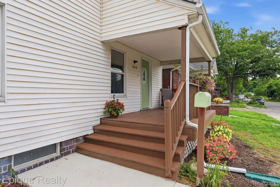 1010 Pearson Street, Ferndale, MI 48220 - #3