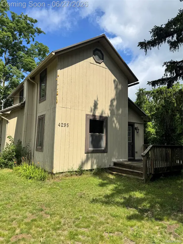 4295 Meridian Road, Okemos, MI 48864