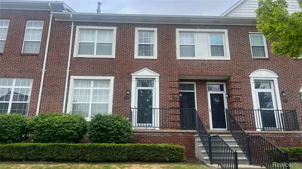 14303 Vauxhall Drive #120, SterlingHeights, MI 48313