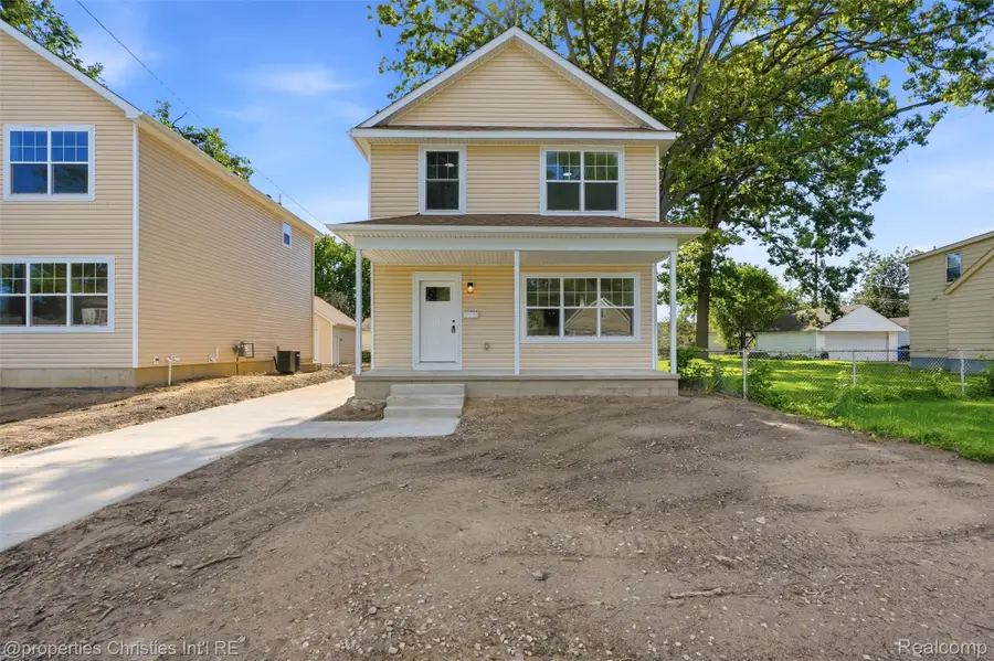 27824 Groveland Street, Madison Heights, MI 48071 - #2