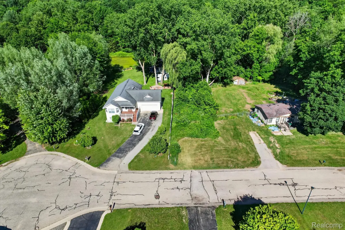 4975 Pleasant Creek Avenue Ne, Comstock Park, MI 49321 - #1