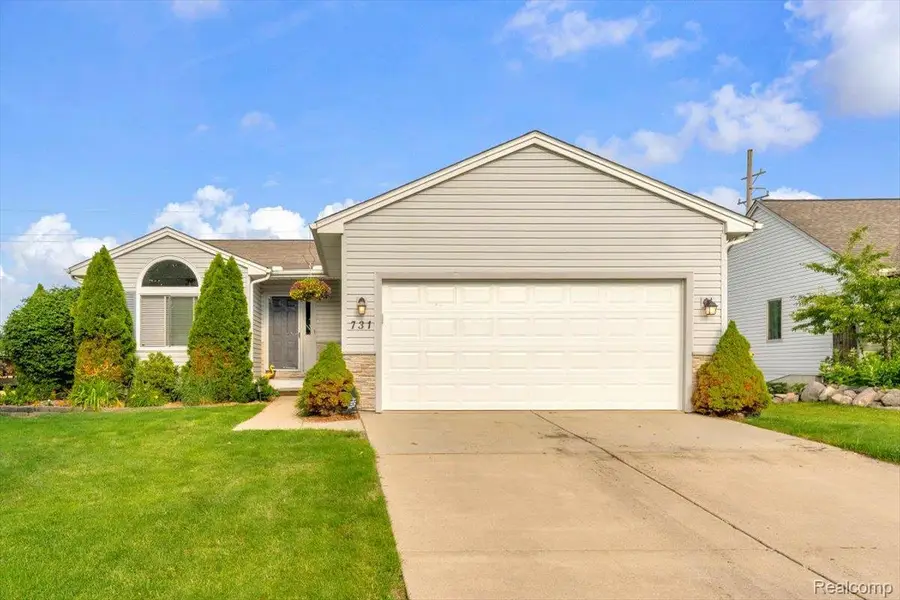 731 Berkshire Drive, Saline, MI 48176 - #2