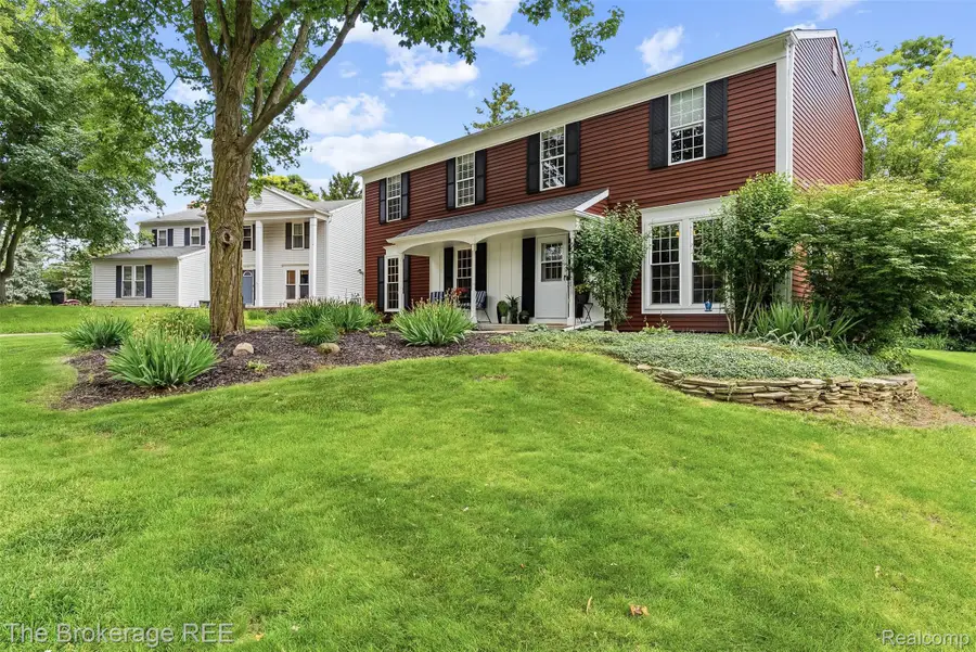 5539 Brompton Court, West Bloomfield, MI 48322 - #3