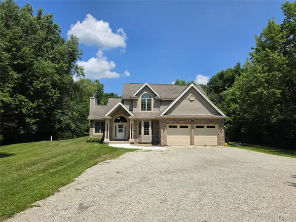 5150 W Carpenter Road, Flint, MI 48504